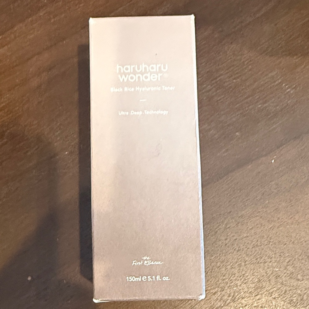 Haruharu Wonder Black Rice Hyaluronic Toner Korea sealed